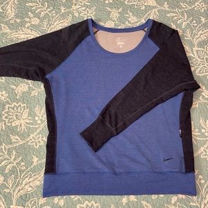 Nike Dri-Fit Long Sleeve Size Medium